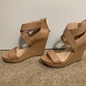 Jessica Simpson Jamilee Platform Wedge